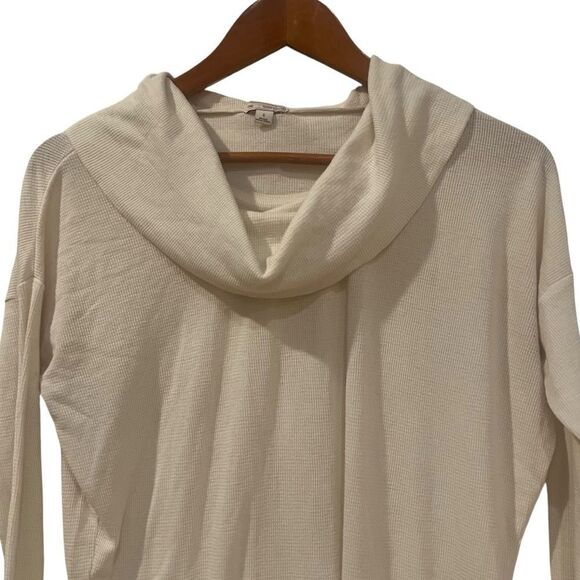 3 for‎ $30! Gap waffle off white waffle long sleeve tee - Picture 2 of 8